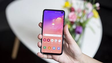 Топ-5 компактных телефонов 2019 года на Android